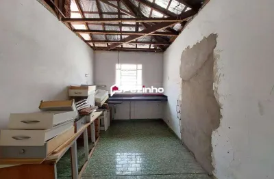 Vende-se casa comercial ou residência no jardim piratininga