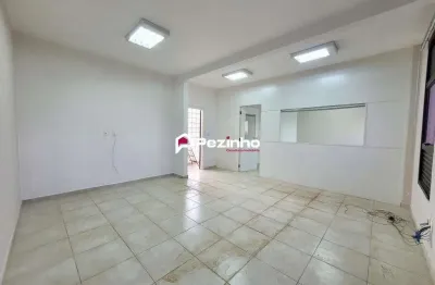 Já pensou em alugar salas comercais e ganhar 50% de desconto nos três primeiros meses? entre em contato e aproveite essa oportunidade!