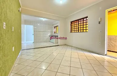 Casa com 2 quartos para alugar no Jardim São Pedro, Limeira 
