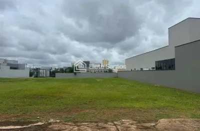 Terreno em condomínio fechado à venda em Chácara Letônia, Americana 