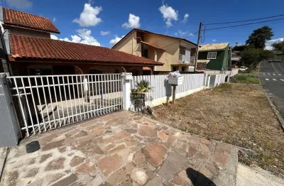 Casa com 4 quartos à venda na Avenida Gralha Azul, 440, Vila Gilcy, Campo Largo por R$ 479.000