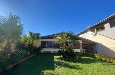 Casa com 3 quartos à venda na rua emiliano perneta, 1304, vila bancária, campo largo por r$ 600.000