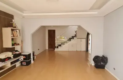 Casa com 4 quartos à venda na rua aníbal silva, 786, parque da fonte, são josé dos pinhais por r$ 550.000