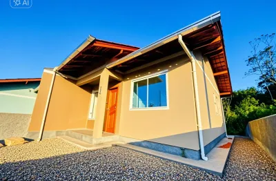 “viva com mais qualidade: casa no arapongas com fundos preservados.'