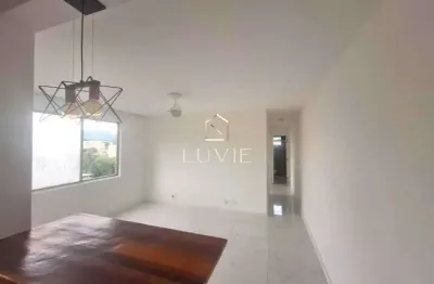 Apartamento 2 Quartos | Reformado | Próx. à Rua Retiro dos Artistas e Clube dos Bancários