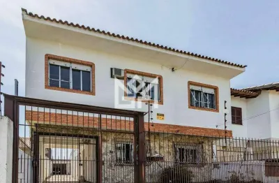 Casa à venda em Porto Alegre (Sarandi) – 4 quartos, 6 vagas, 600m² de área total