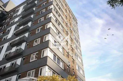 Apartamento Garden à venda no Bairro Floresta, Porto Alegre — 2 suítes, 7 banhos e 1 vaga