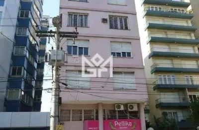 Apartamento térreo com pátio na avenida independência em porto alegre