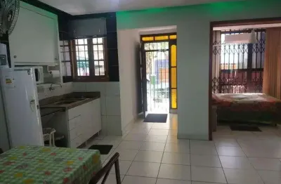 Casa com 6 quartos para alugar no Centro, Porto Alegre 