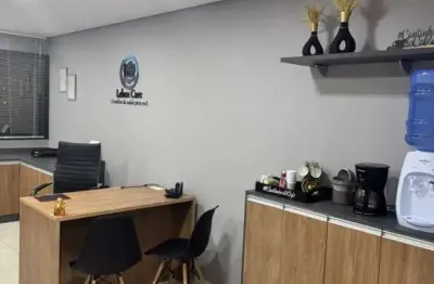 Sala comercial de 33m² no bairro Teresópolis em Porto Alegre com 1 banheiro