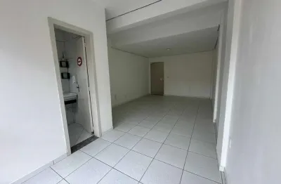 Sala comercial à venda no parque dos anjos ? ótima localização para seu negócio