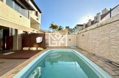 Casa à Venda com 4 Dormitórios, Piscina e Quintal no Jardim Itu, Porto Alegre – Financia