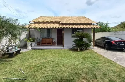 Casa com 3 quartos à venda na Rua A, Lote 41, Jardim Atlântico Central (Itaipuaçu), Maricá, 95 m2 por R$ 550.000