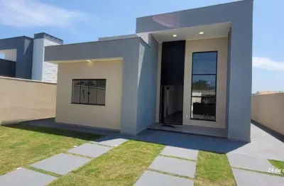 Belíssima Casa com Projeto Refinado no Jardim Atlântico Leste