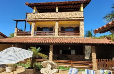 ✨ Ampla Residência com 5 Quartos, Piscina e Área de Lazer Completa!