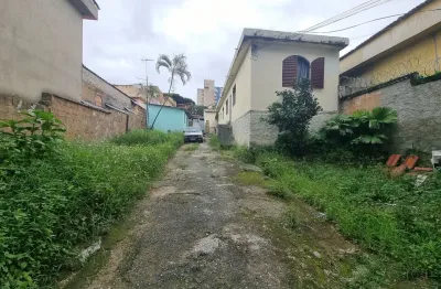 Casa rua clemente barreto, bairro alípio de melo em belo horizonte/mg