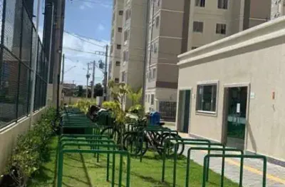 Apartamento á venda com 2/4, sendo 1 suíte no condomínio solar do porto.