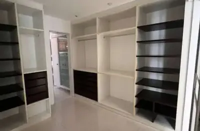 Casa em condomínio fechado com 4 quartos para alugar na Avenida Praia de Pajussara, 22, Vilas do Atlantico, Lauro de Freitas