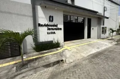 Casa à venda em buraquinho – condomínio portão do sol.