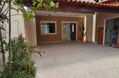 Casa com 4 quartos para alugar na Rua Dos Papagaios, 22, Abrantes, Camaçari