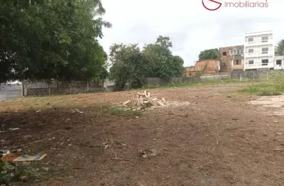 Terreno em Piatã de 884m2 para ponto comercial ou incorporação.