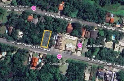 Terreno à venda em balneário camboriú-sc, na praia do estaleiro com 484,75 m² de área. aproveite essa oportunidade!