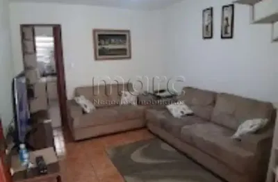 Casa com 2 quartos à venda na rua salvador simões, 81, vila dom pedro i, são paulo por r$ 570.000