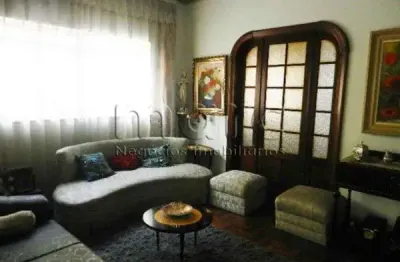 Casa com 3 quartos à venda na rua topázio, 38, aclimação, são paulo por r$ 1.600.000