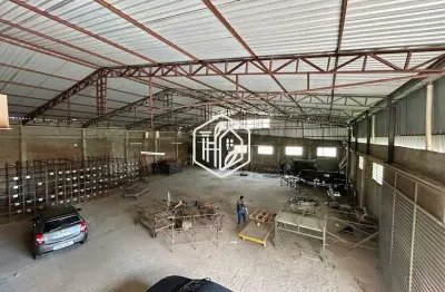 Barracão comercial para venda com 600m², loja, escritórios e pé direito alto — itaquaquecetuba/sp