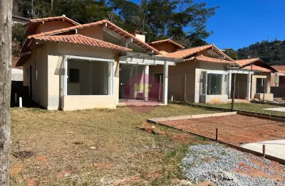 Casa com 3 quartos à venda na Rua Benjamim Galloti, 80, Itaipava, Petrópolis