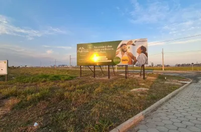 Terreno à venda na Avenida Getúlio Vargas, Caverazinho, Araranguá