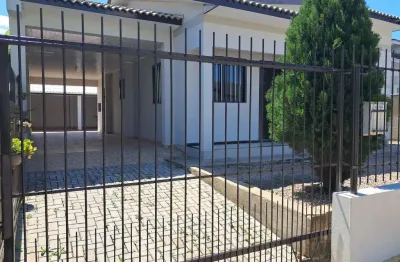 Casa com 3 quartos à venda na Avenida Getúlio Vargas, Nova Divinéia, Araranguá