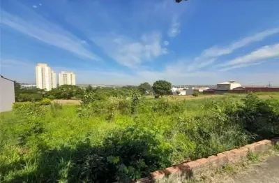 Chácara / sítio à venda no Parque Conceição, Piracicaba 