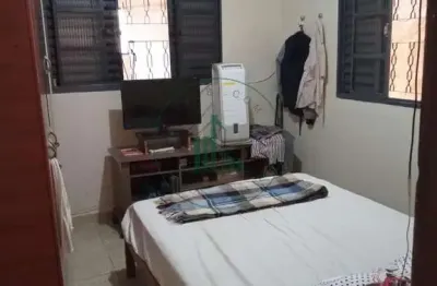 Casa com 2 quartos à venda no Jardim São Dimas, São Pedro 