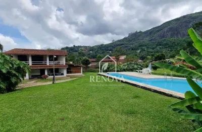 Casa principal com dois quartos mais casa de hóspedes à venda, 275 m² por r$ 1.200.000 - parque do imbui - teresópolis/rj