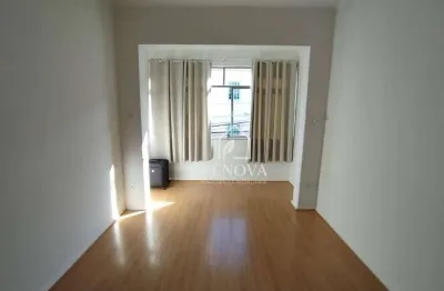 Kitnet com 1 quarto para alugar, por R$ 1.346/mês - Várzea - Teresópolis/RJ