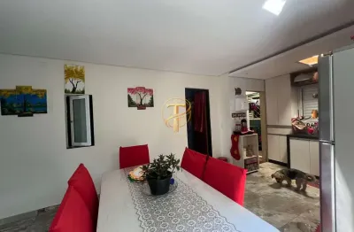 Casa na samambaia, 3 quartos, reformada, garagem coberta, casa na qr 315, localização ótima