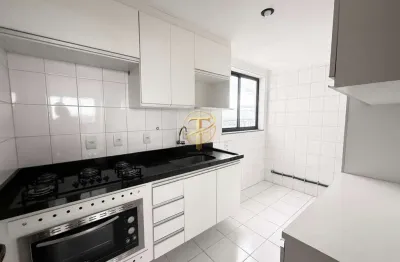 Apartamento 2 quartos 1 Suíte armários , Descocupado,  QR 104 Samambaia Sul