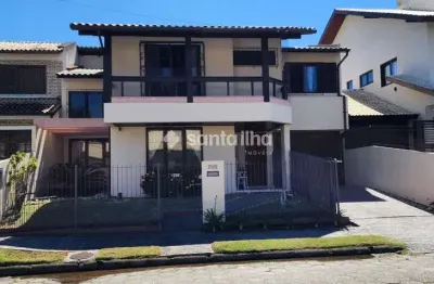 Casa com 3 quartos à venda na rua itabira, 154, itacorubi, florianópolis por r$ 1.900.000