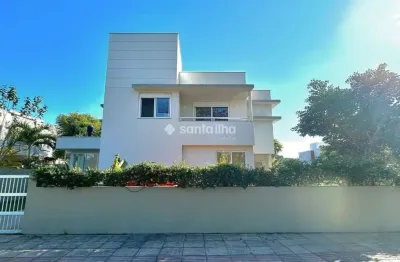 Casa com 3 quartos à venda na avenida cidade de córdoba, 173, barra da lagoa, florianópolis por r$ 2.000.000