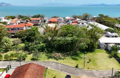 Terreno em condomínio fechado à venda na Rua Isid Dutra, 173, Sambaqui, Florianópolis por R$ 1.250.000