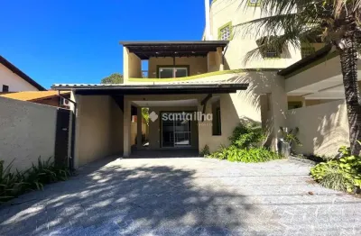 Casa com 3 quartos para alugar na Servidão Paulo Simão Martins, 400, Rio Tavares, Florianópolis por R$ 6.500