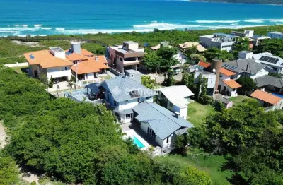 Casa em condomínio fechado com 3 quartos à venda na Rua Manoel Pedro Vieira, 810, Morro das Pedras, Florianópolis por R$ 5.998.400