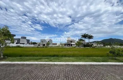 Terreno em condomínio fechado à venda na Rua Camarinhas, 111, Campeche, Florianópolis por R$ 1.090.000