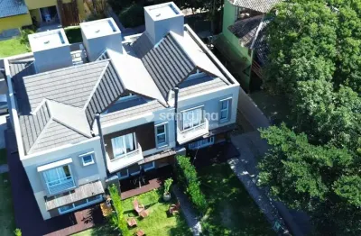 Casa com 3 quartos à venda na Avenida Campeche, 3553, Campeche, Florianópolis por R$ 2.590.000