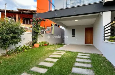Casa com 3 quartos à venda na Avenida Tucumã, 139, Campeche, Florianópolis por R$ 1.790.000