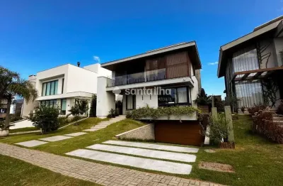 Casa em condomínio fechado com 3 quartos à venda na Rua Manoel Pedro Vieira, 960, Morro das Pedras, Florianópolis por R$ 7.300.000