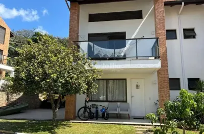 Casa em condomínio fechado com 3 quartos à venda na Rua Laurindo Januário da Silveira, 4303, Lagoa da Conceição, Florianópolis por R$ 2.500.000
