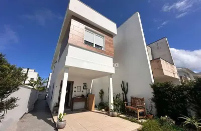 Casa com 3 quartos à venda na Rua Jabuticabeira do Sul, 398, Ribeirão da Ilha, Florianópolis por R$ 990.000