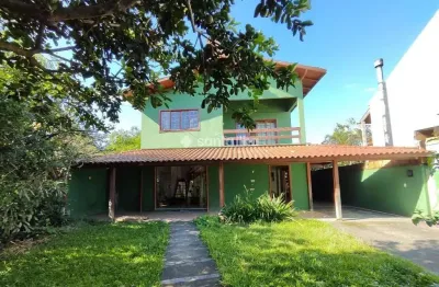 Casa com 6 quartos à venda na Servidão Elpídio da Rocha, 405, Rio Tavares, Florianópolis por R$ 1.750.000